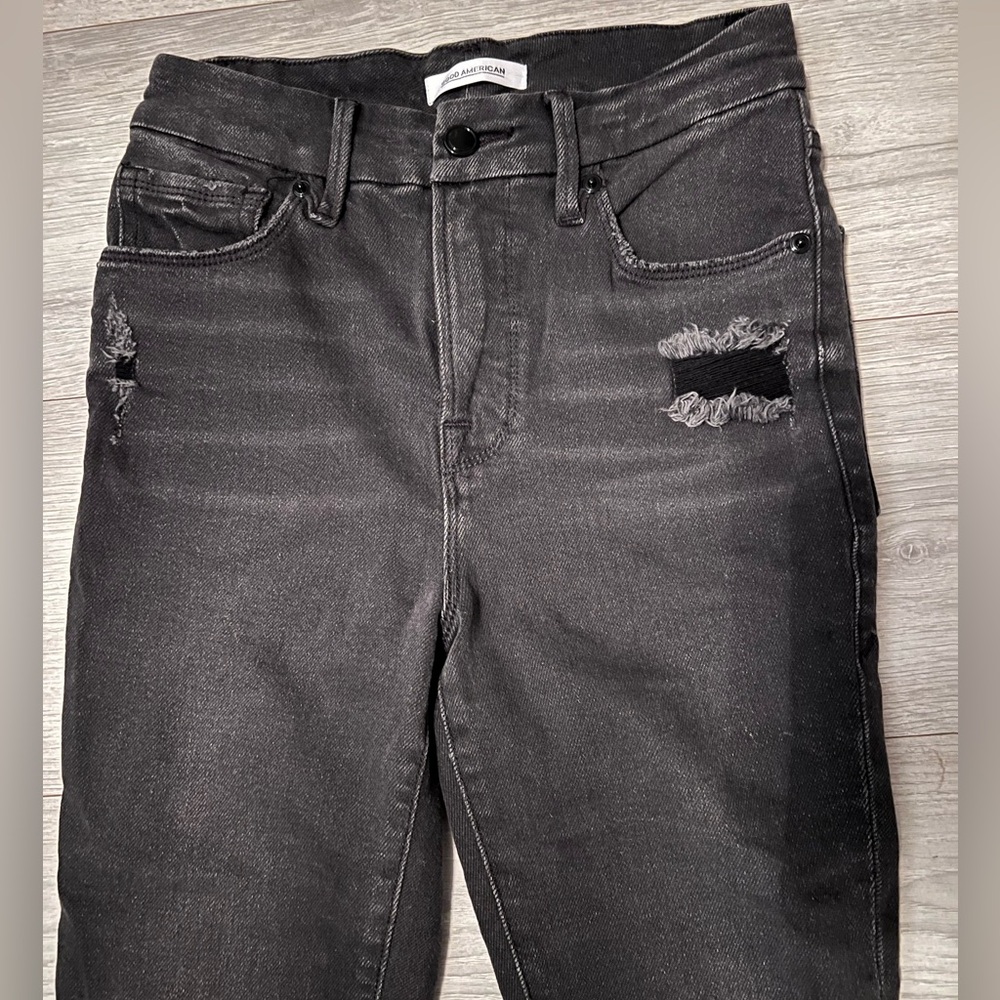 Size 2/26 Good American skinny jeans